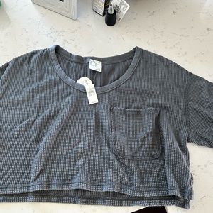 American eagle crop shirt